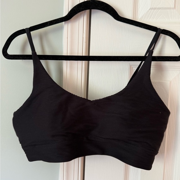 Prana Women’s Medium Willow Falls Bikini Top Black Ribbed with removable padding - Picture 1 of 3